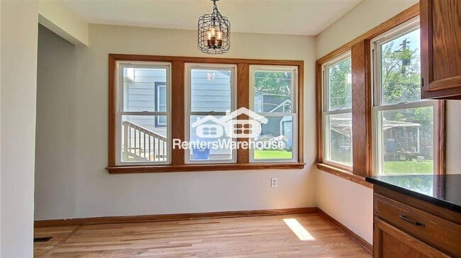 Foto del edificio - 861 N Algonquin Ave