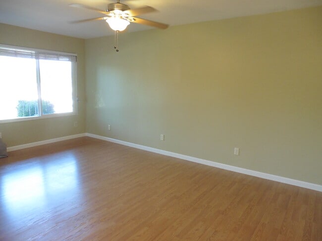 Living Room - 312 Camille Ct