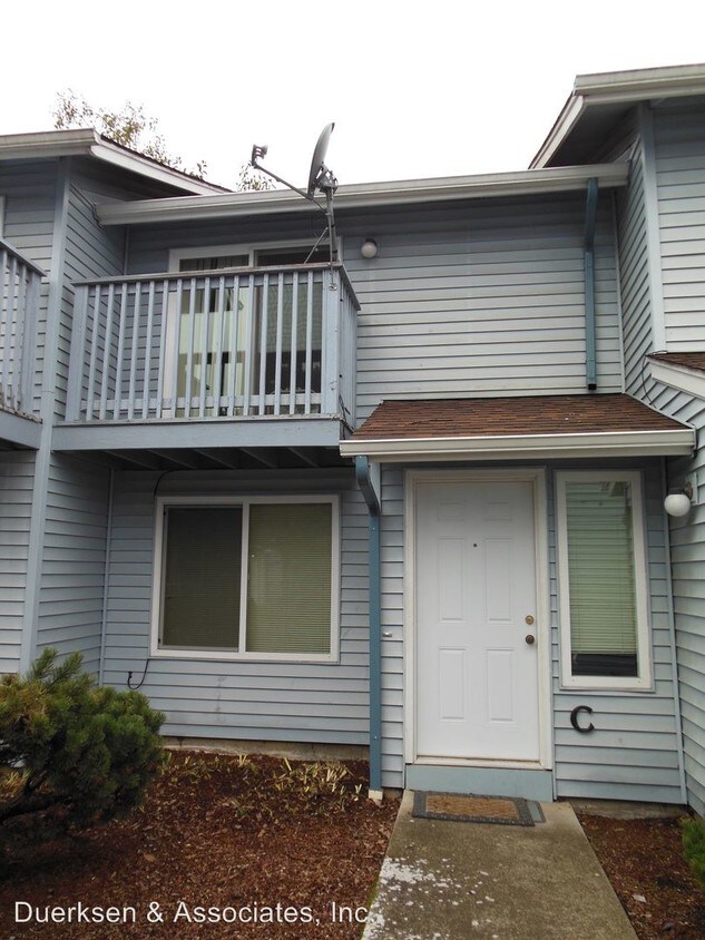 Primary Photo - 2521 SW Pickford St