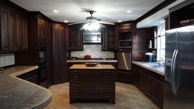 Foto del edificio - 6833 Fortune Rd