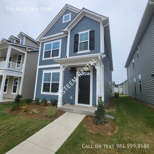 Building Photo - 254 Blue Iris Pkwy