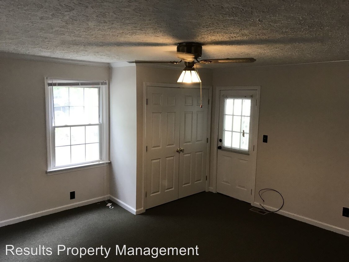 14 Robertson St, LaGrange, GA 30241 House Rental in LaGrange, GA