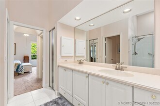 Building Photo - 2201 NW Seagrass Dr