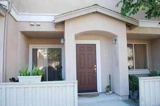Primary Photo - 1126 Latigo Cv