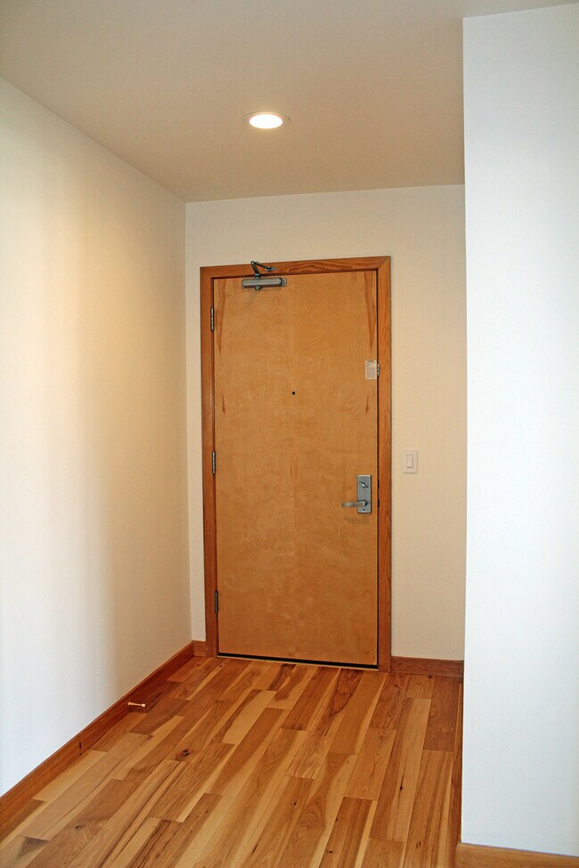 Foto del edificio - 820 NW 12th Ave