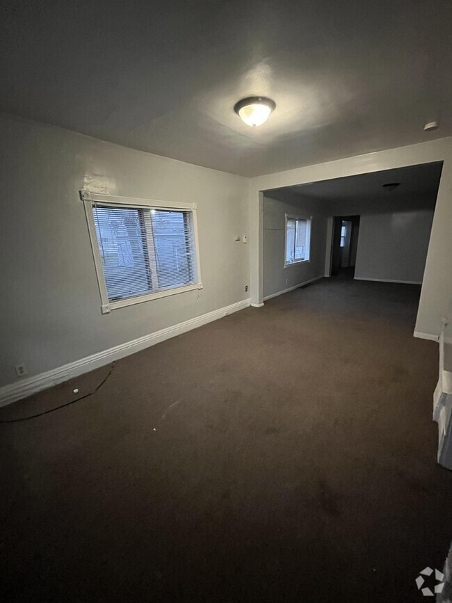 Building Photo - 507 W 144th St