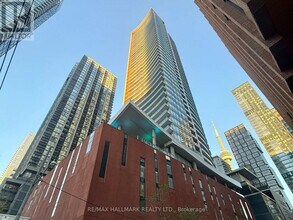 Building Photo - 21 Widmer St