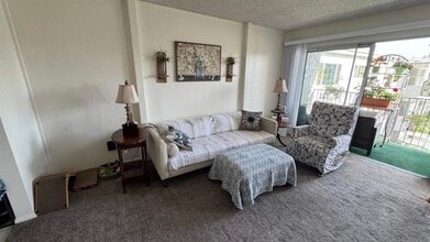 Building Photo - 333 Orange Ave