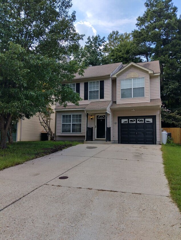 Primary Photo - 3bd/2.5ba House