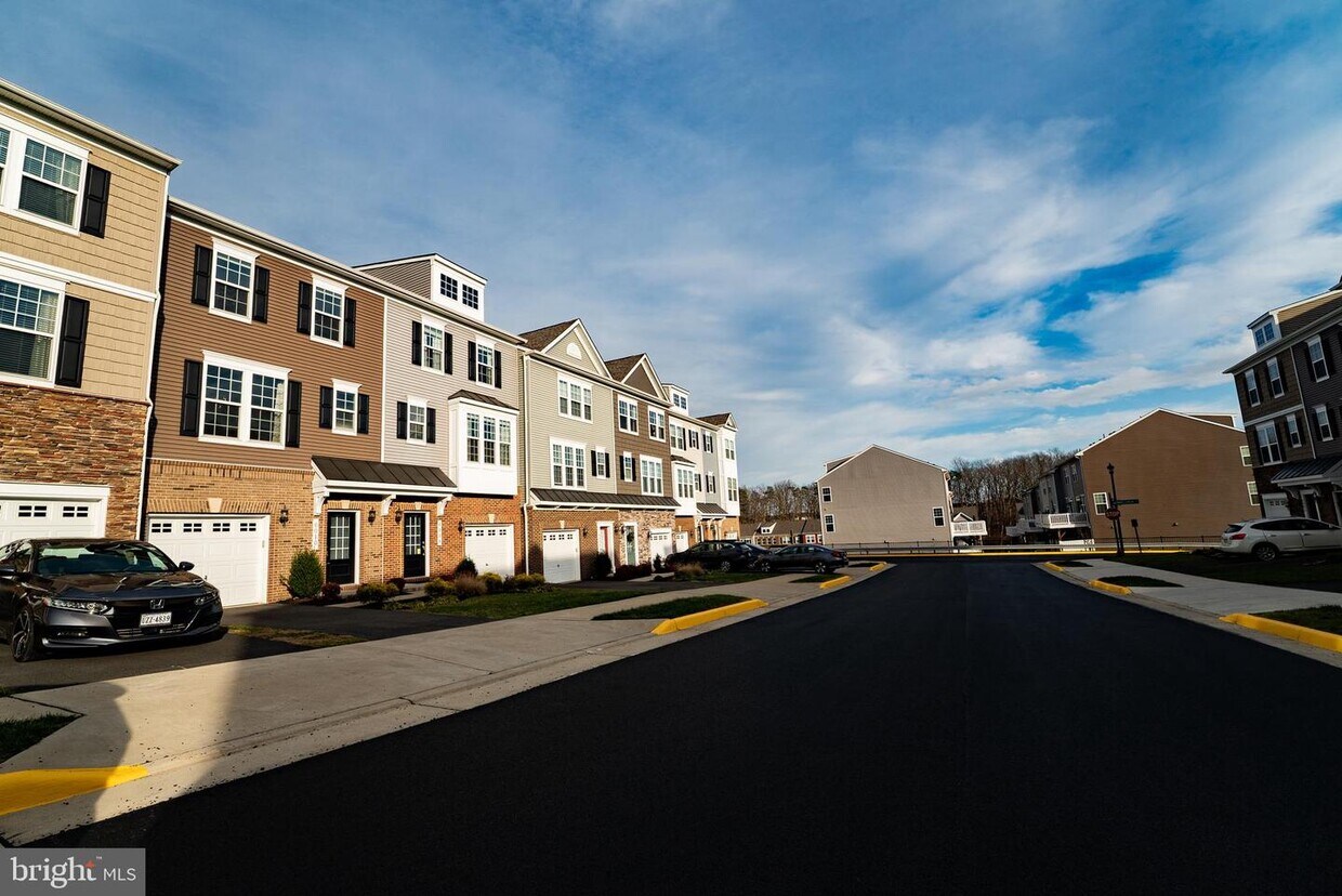 6010 Camerons Ferry Dr, Haymarket, VA 20169 Townhome Rentals in