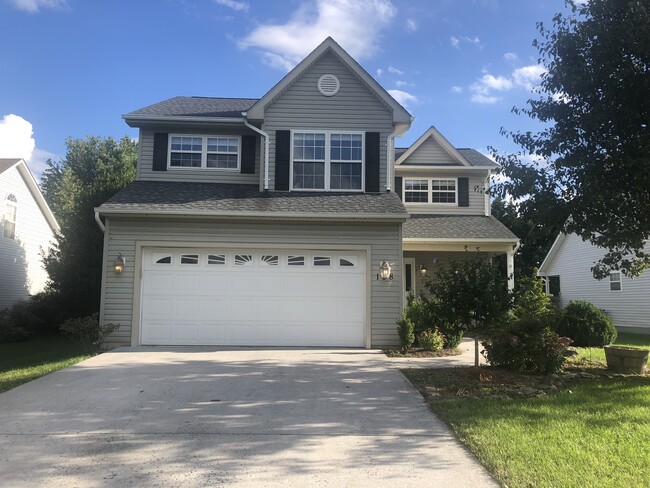 Building Photo - 108 Suffolk Cir