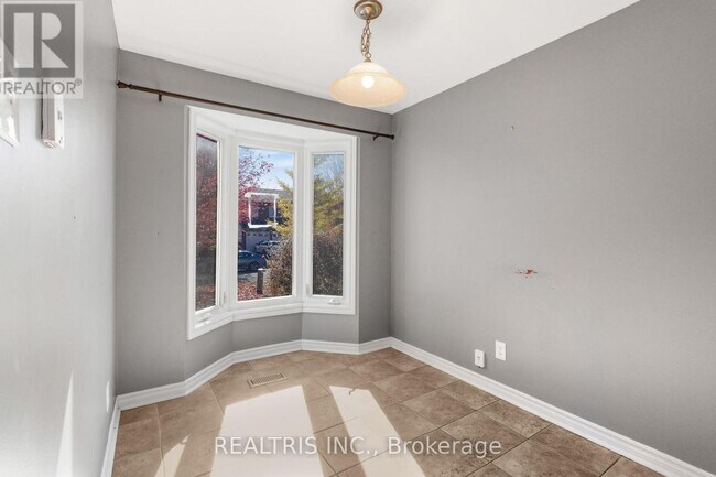 Building Photo - 1598 Meadowfield Pl