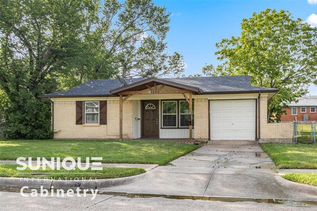 Building Photo - 1320 Longview St