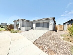 Building Photo - 22604 E Lords Wy
