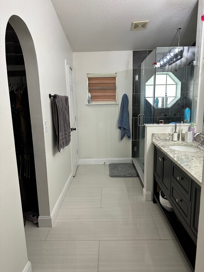 Foto del edificio - 3637 SW Bonwold St