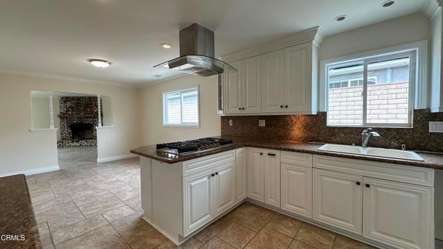 Foto del edificio - 653 Willowgrove Ave