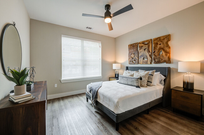 The Huntley - Apartments in Fort Worth, TX | Apartments.com