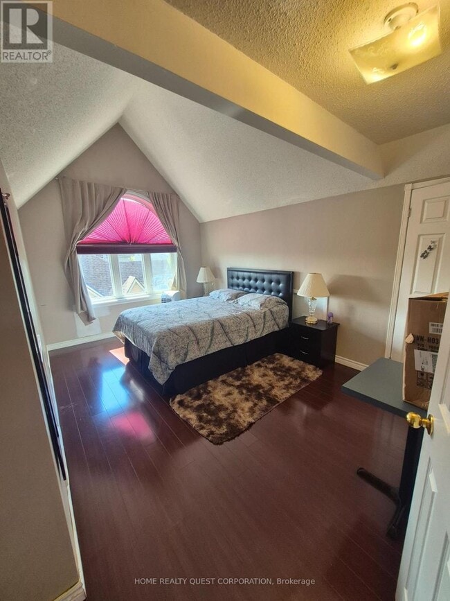 Building Photo - 455 Apache Ct