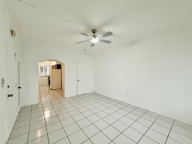 Foto del edificio - 600 12th St