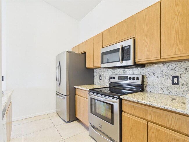 Foto del edificio - 128 Eagle Point Blvd