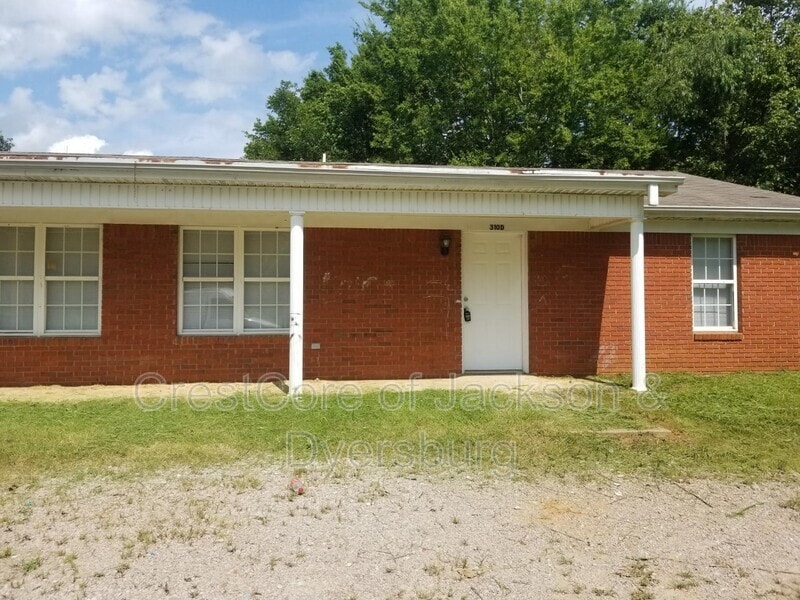 Primary Photo - 310 Holly St