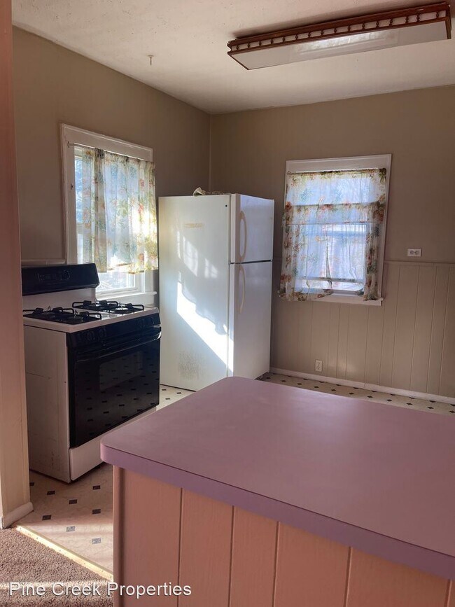 Foto del edificio - 2 br, 1 bath House - 3554 Sykora Rd.