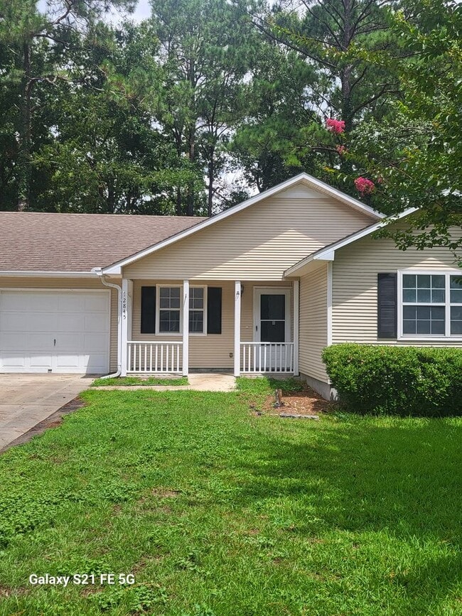 Building Photo - 2845 Fawnwood Cir