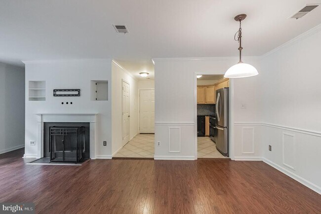 Foto del edificio - 2811 Lee Oaks Ct