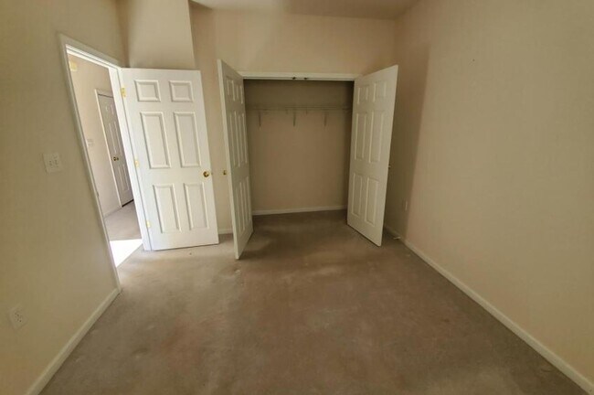 Foto del edificio - Single Level Townhouse in Campbell County