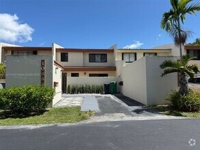 Building Photo - 10688 SW 76th Terrace