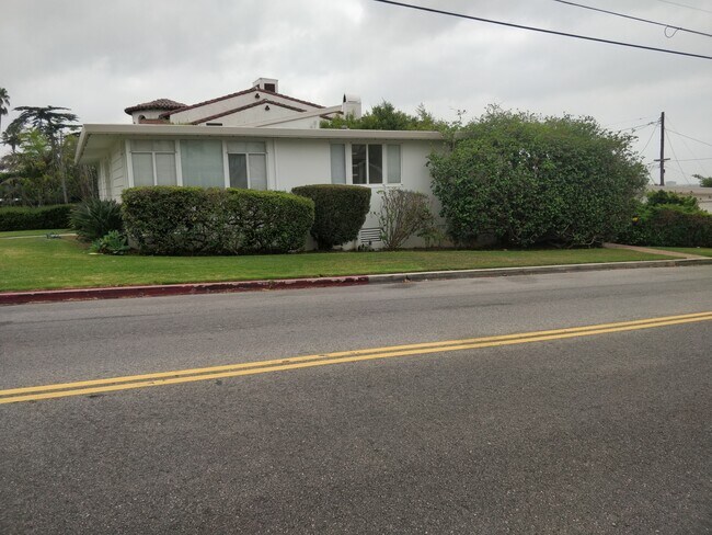 Foto del edificio - 3501 Grand View Blvd