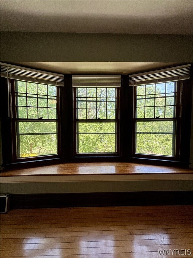 Foto del edificio - 115 Bidwell Pkwy