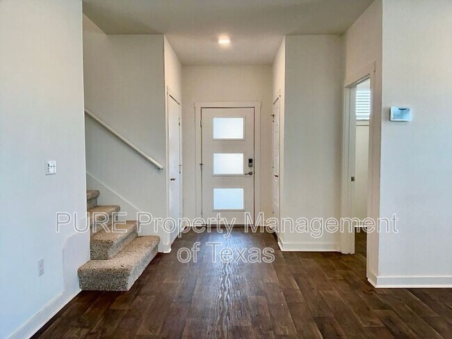 Building Photo - 3203 Dampier Pass