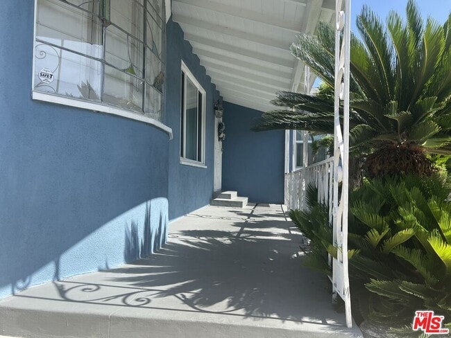 Foto del edificio - 3713 Buckingham Rd