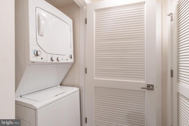 Foto del edificio - 2610 Braddock St