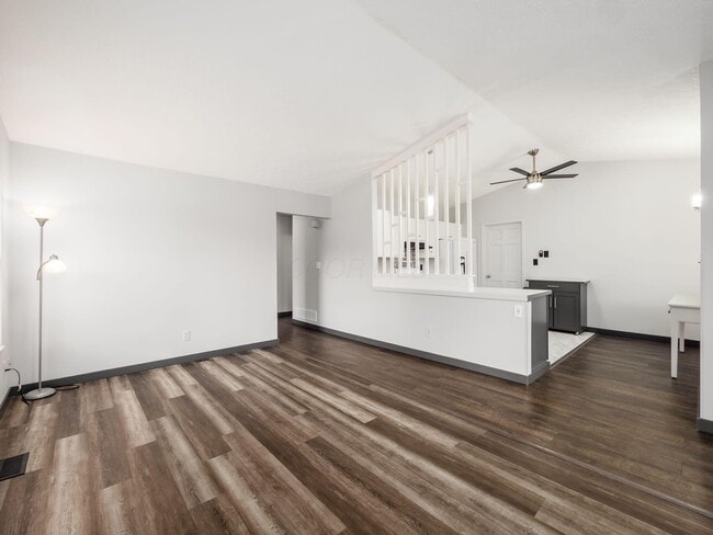 Foto del edificio - 7723 Stanlake Ct