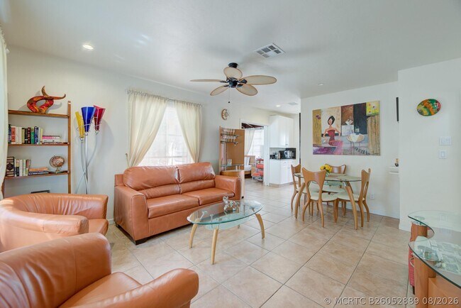 Foto del edificio - 1136-1138 NE 17th Way