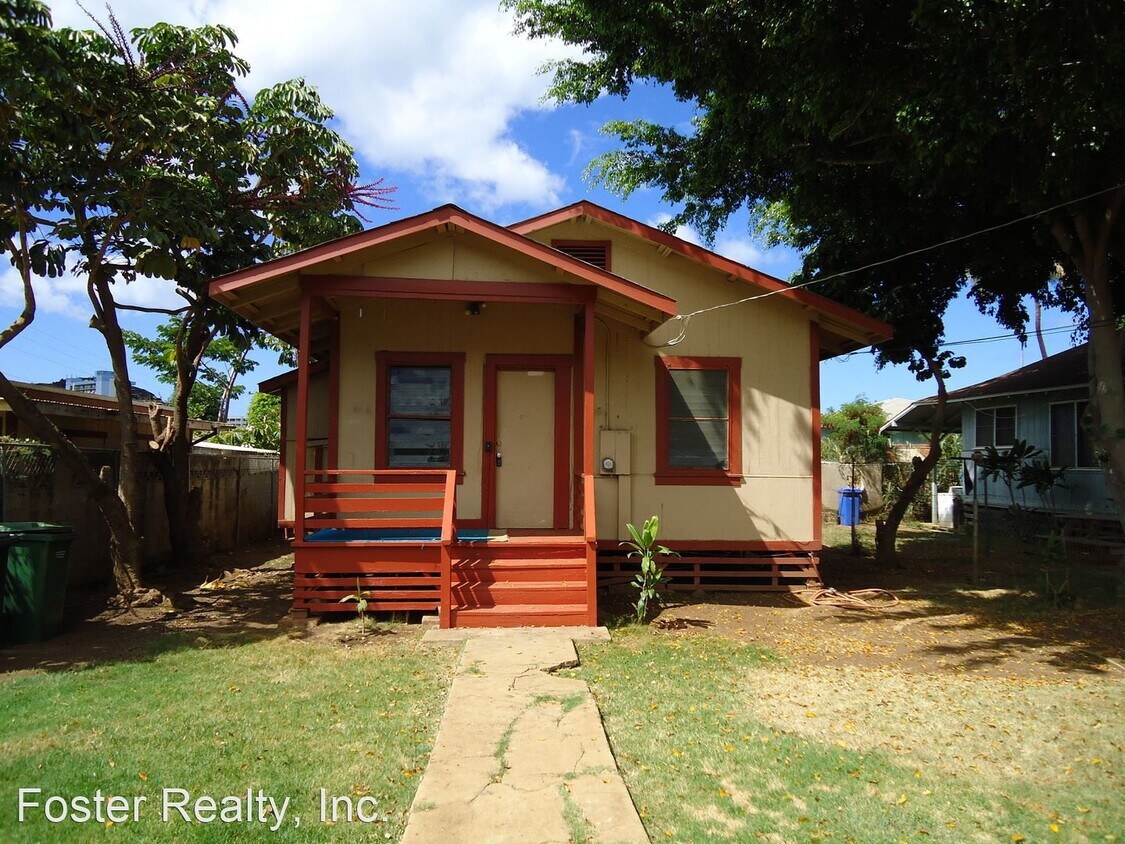 2 br, 1 bath House 84881A Lahaina Street House Rental in Waianae