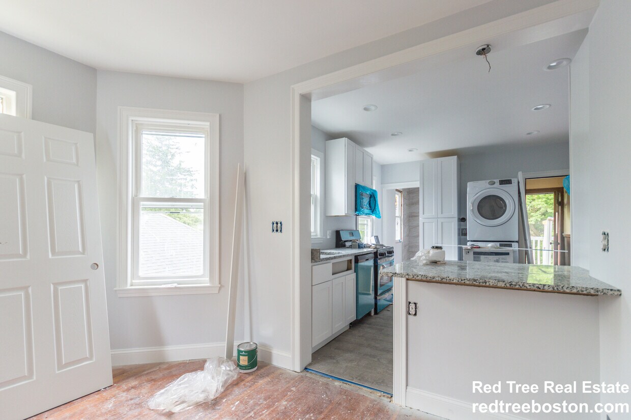 Foto principal - 28 Hunnewell Ave
