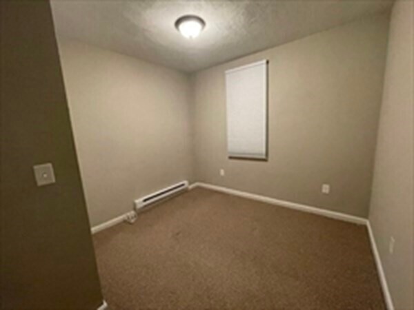 Building Photo - 32 Cottage St