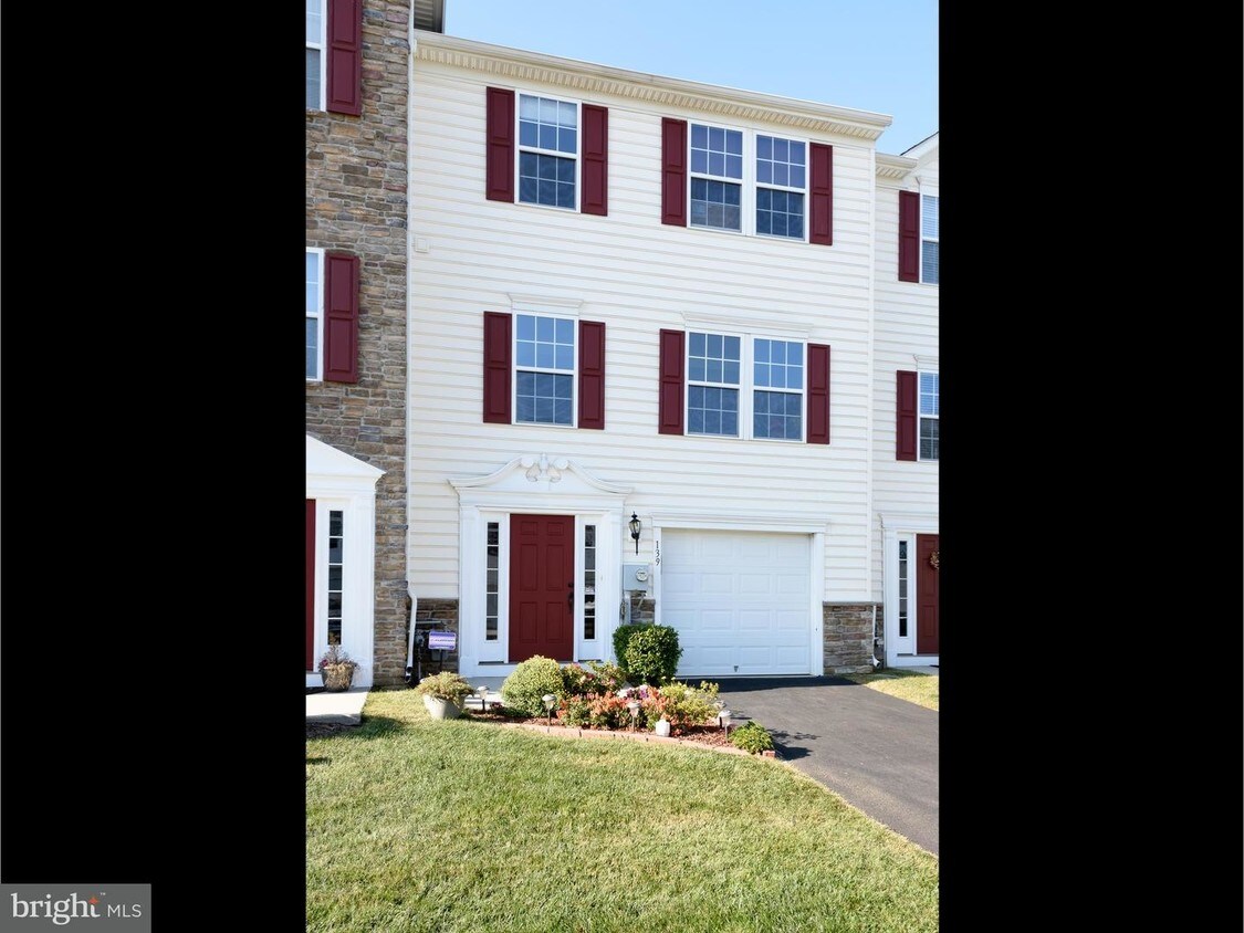 139 Larose Dr, Valley Township, PA 19320