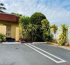 Building Photo - 518 NW 179th St
