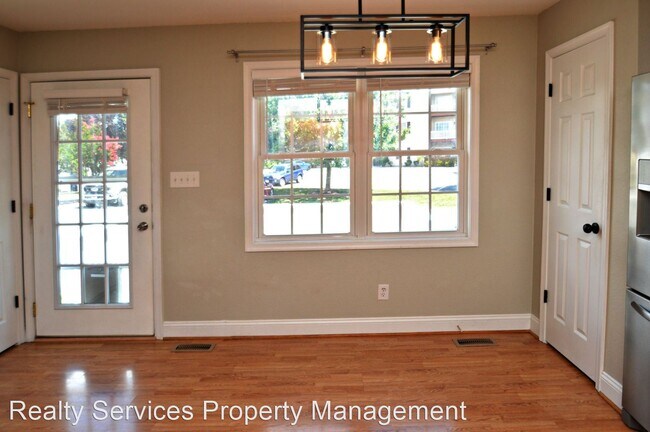 Foto del edificio - 3 br, 3.5 bath House - 781 Wyndhurst Drive