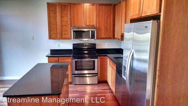 Foto del edificio - 760 Girard St NW