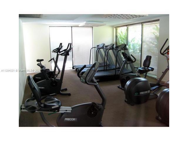 Foto del edificio - 9301 SW 92nd Ave