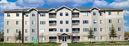 Building Photo - 5202 49 St