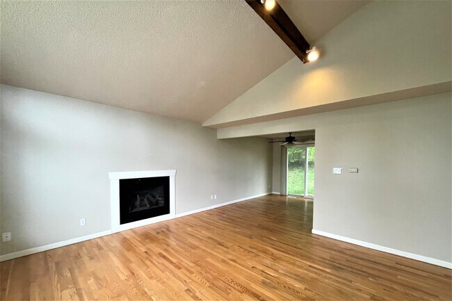 Building Photo - 2222 SW 308th St