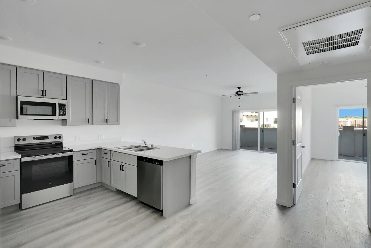 Foto principal - 2068 Millennium Wy