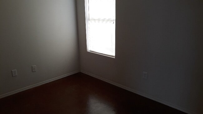 Foto del edificio - 2615 2nd Ave