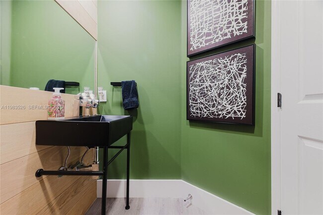 Foto del edificio - 12735 SW 49th Ct